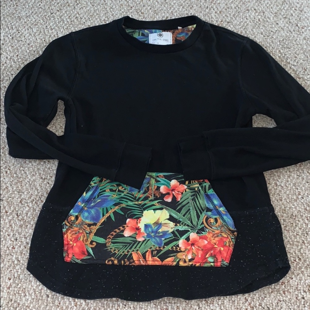 On The Byas Sweater Small